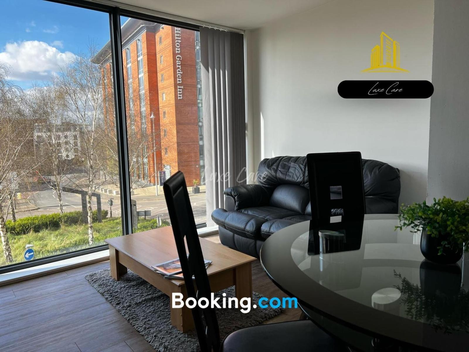 Last-Minute Specials L Book It Now L Sleeps Up To 4 L 2 Bed 2 Bath - Gym - Prime Birmingham Location L Jvt Short Lets Ngoại thất bức ảnh