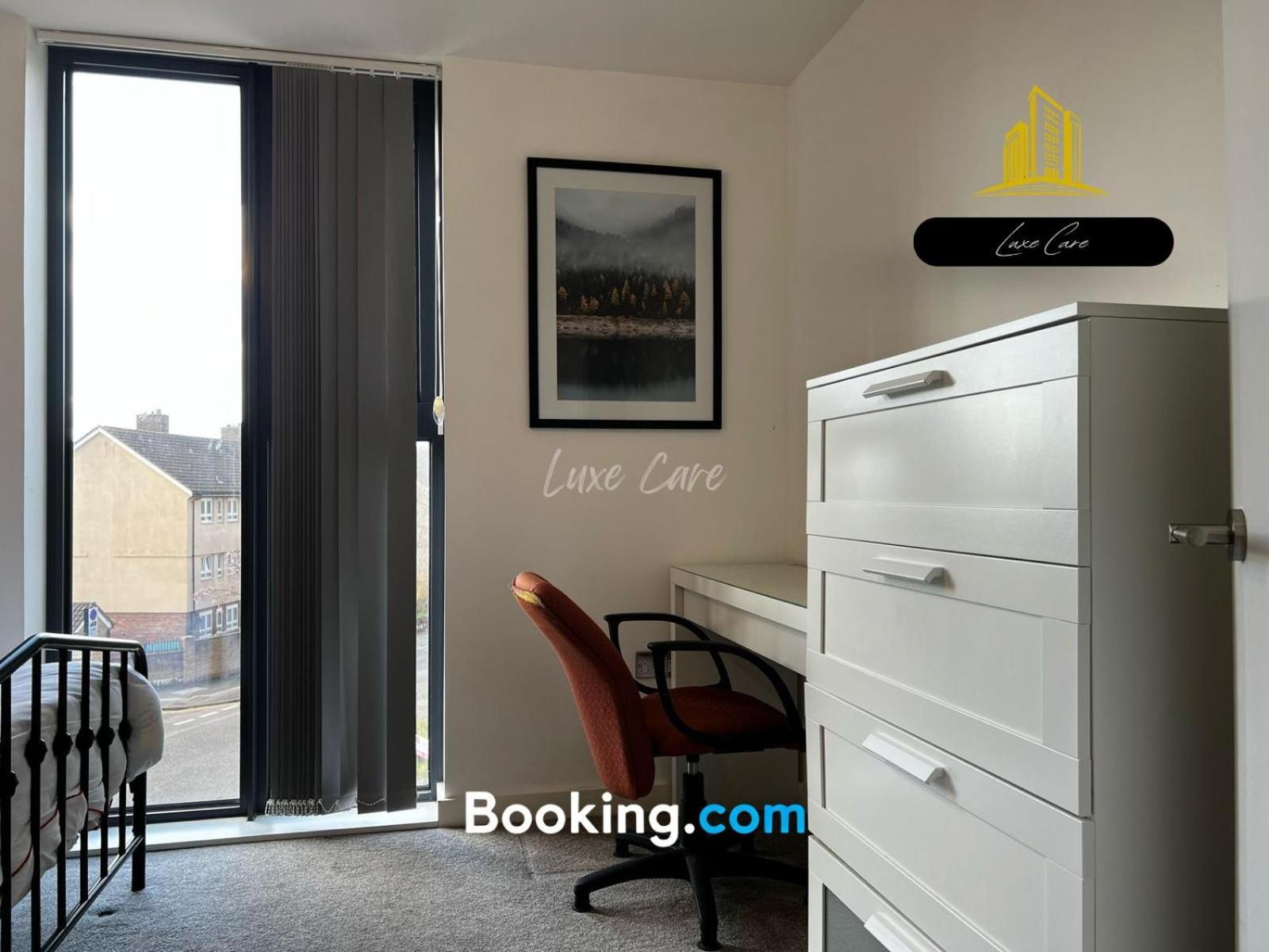 Last-Minute Specials L Book It Now L Sleeps Up To 4 L 2 Bed 2 Bath - Gym - Prime Birmingham Location L Jvt Short Lets Ngoại thất bức ảnh